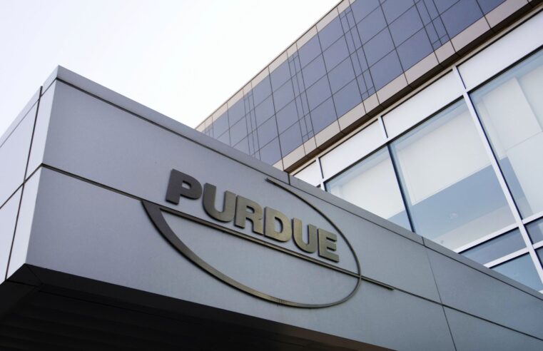 Purdue Pharma and owners to pay $7.4 billion in settlement of lawsuits over OxyContin