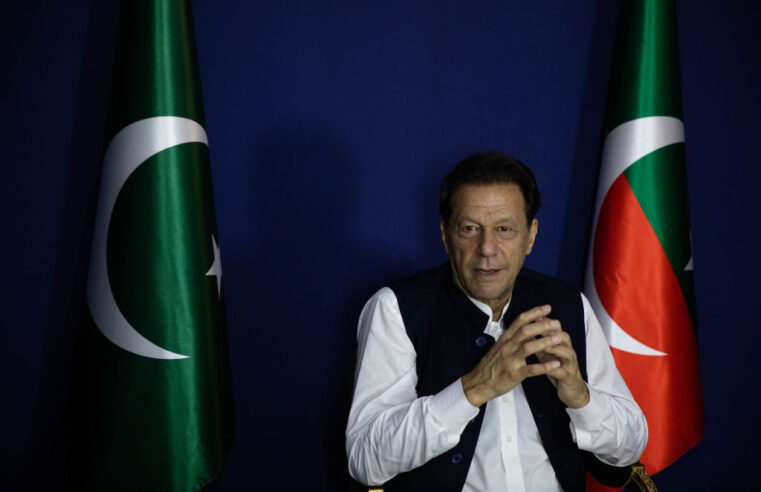 Pakistan Court Sentences Already-Imprisoned Ex-PM Imran Khan and His Wife for Corruption