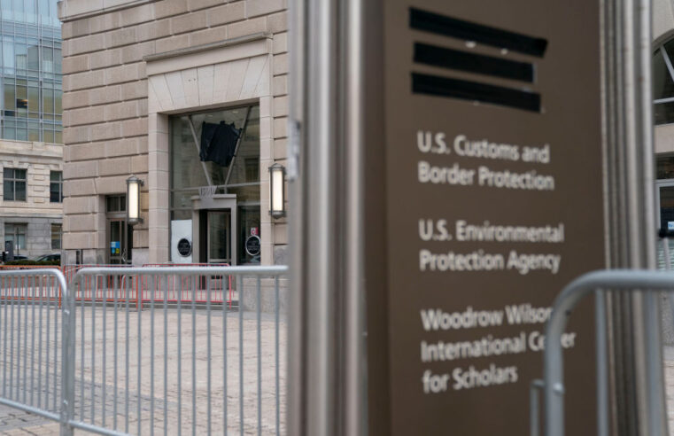 Court Asked to Intervene After Email Orders USAID Workers to Destroy Classified Documents